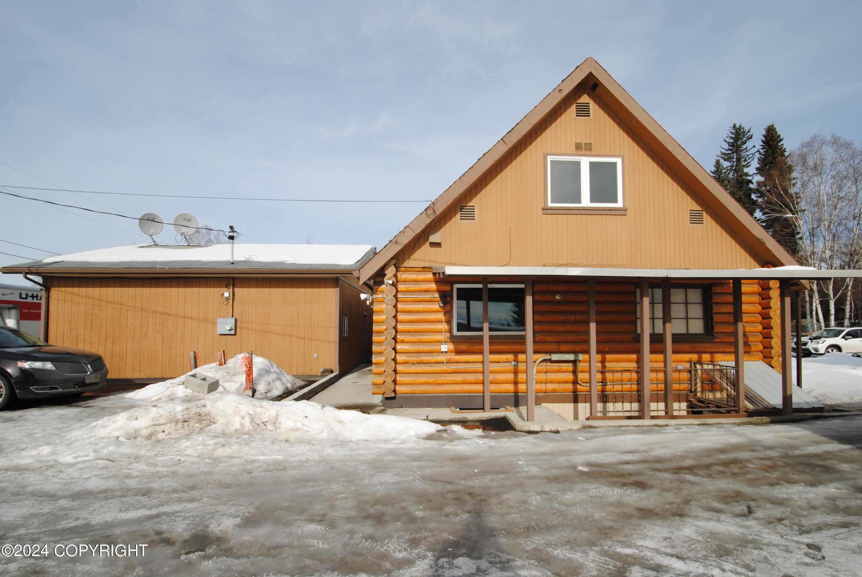College Rd, Fairbanks, AK 99701