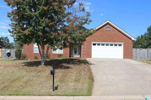 2059 Maplewood Ln, CLANTON, AL, 35045-2561 | Card Image