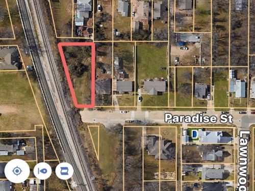 600 Paradise St, Fort Worth, TX, 76111 | Card Image