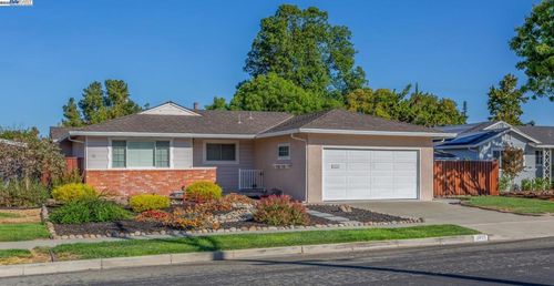 2765 Ryan Rd, Concord, CA, 94518-2629 | Card Image