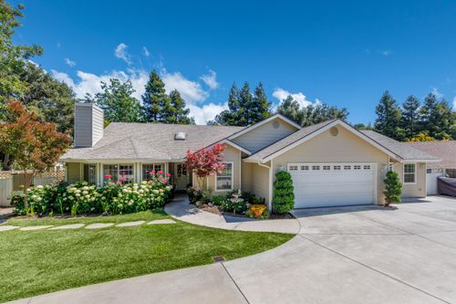 922 College Canyon Rd, Solvang, CA, 93463-2008 | Card Image