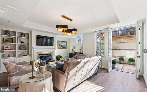 7-2501 Wisconsin Ave Nw, WASHINGTON, DC, 20007-4544 | Card Image