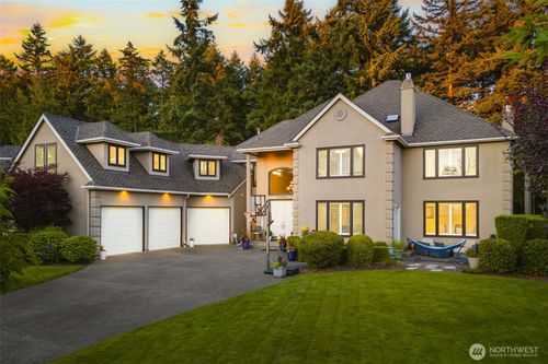 33504 4th Ct Sw, Federal Way, WA, 98023-6201 | Card Image