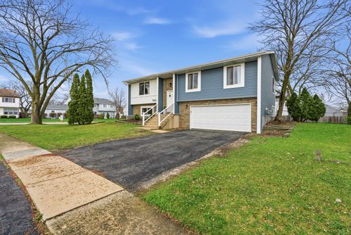 7654 W Moorefield Dr, Frankfort, IL, 60423-7500 | Card Image