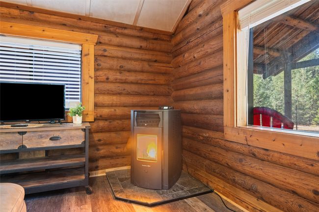 587 Cochran Ln, House other with 1 bedrooms, 1 bathrooms and null parking in Saint Regis MT | Image 45