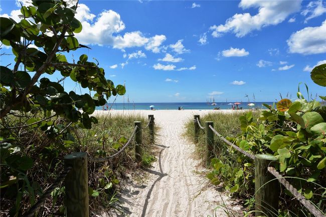 UNIT-102 - 221 Bayshore Rd, Condo with 3 bedrooms, 3 bathrooms and null parking in Nokomis FL | Image 67