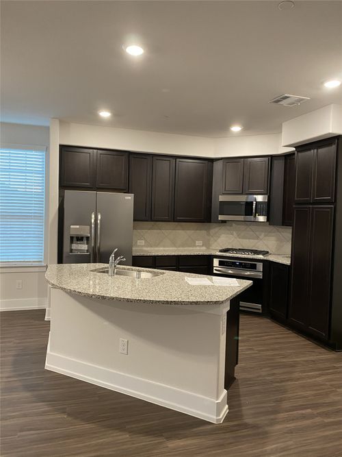 2401 Siskiyou St, Lewisville, TX, 75056-6791 | Card Image