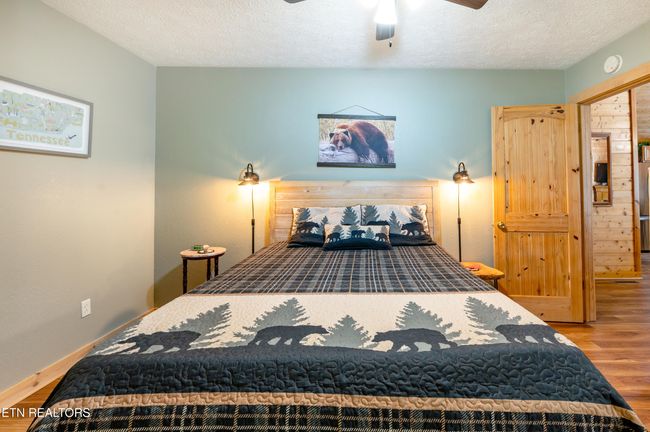 2230 Cove Creek Dr, House other with 2 bedrooms, 2 bathrooms and null parking in Sevierville TN | Image 6