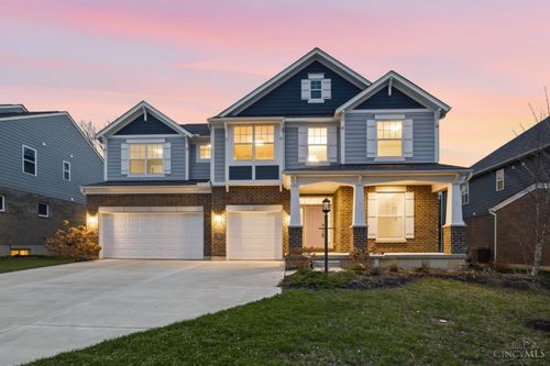 713 Newton Dr, Beavercreek, OH, 45434-6027 | Card Image