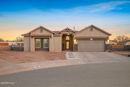 356 Plateau Dr, Socorro, TX, 79927-3564 | Card Image