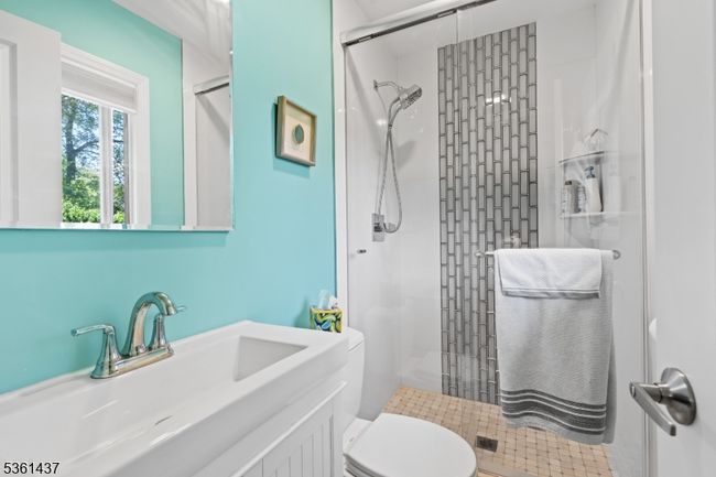 5 Meade Ct, House other with 4 bedrooms, 2 bathrooms and null parking in Piscataway NJ | Image 12