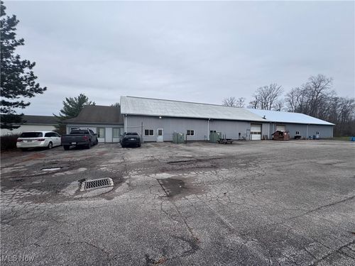 5809 Center Rd, Valley City, OH, 44280-9315 | Card Image