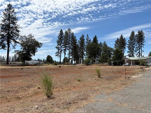 7224 Skyway, Paradise, CA, 95969-3280 | Card Image