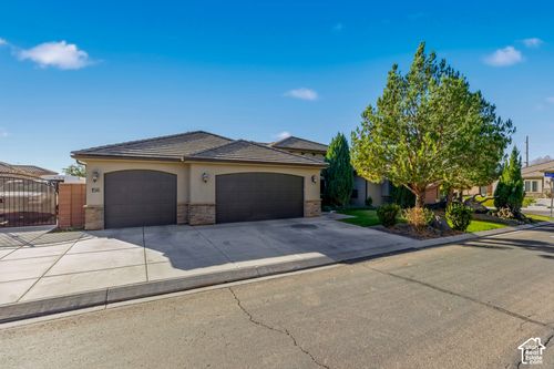 156 E Holly Way, Washington, UT, 84780-2924 | Card Image