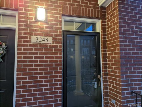 11-3248 Newbury Pl, Troy, MI, 48084-7043 | Card Image