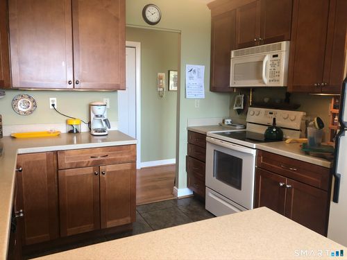 apt-5h-893 Farmington Ave, West Hartford, CT, 06119-1455 | Card Image