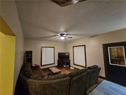 312 Main St, Sabetha, KS, 66534-2329 | Card Image