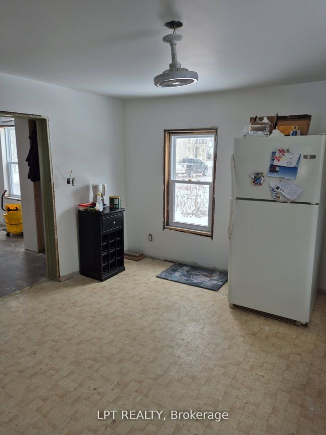 474 Main St, House other with 3 bedrooms, 2 bathrooms and 2 parking in Newburgh ON | Image 10