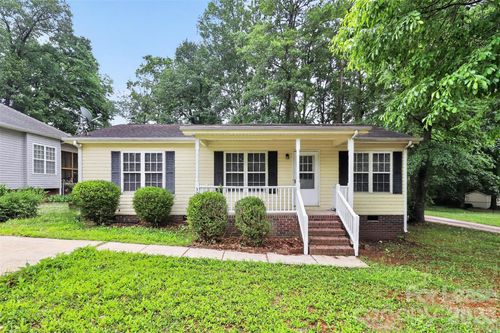 305 South St, Belmont, NC, 28012-4127 | Card Image