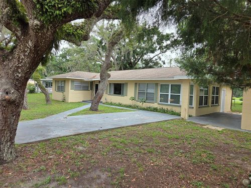 39445 State Road 575, Dade City, FL, 33523-9778 | Card Image