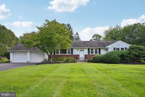 9 Cooper Tomlinson Rd, MEDFORD, NJ, 08055-9007 | Card Image