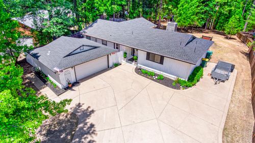 5685 Daisy Circle, Pollock Pines, CA, 95726 | Card Image