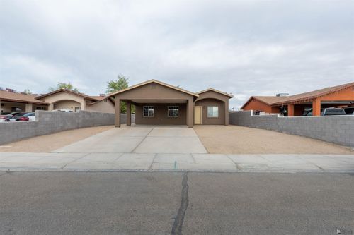 1535 N Iran Ave, San Luis, AZ, 85336-0169 | Card Image