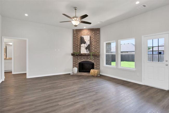 109 Panther Loop, House other with 3 bedrooms, 2 bathrooms and null parking in Mabank TX | Image 15
