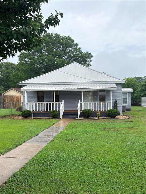 425 E Main St, West Union, SC, 29696-2634 | Card Image