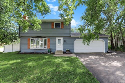 9540 Penn Cir, Bloomington, MN, 55431-2425 | Card Image