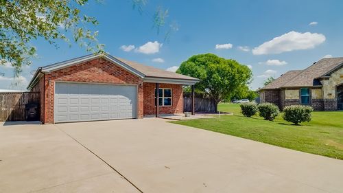 702 Dixie Ln, Whitewright, TX, 75491-3025 | Card Image