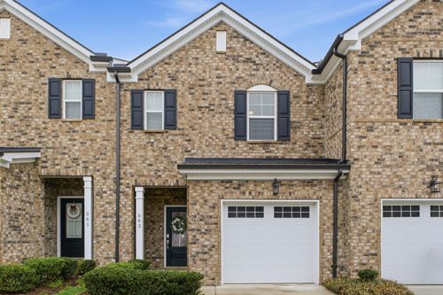 563 Becks Pl, Gallatin, TN, 37066-4639 | Card Image