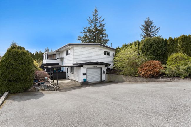 34070 Alma Street, House other with 4 bedrooms, 2 bathrooms and 5 parking in Abbotsford BC | Image 1