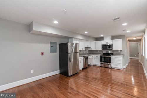 5-108 W Saratoga St, BALTIMORE, MD, 21201-3545 | Card Image