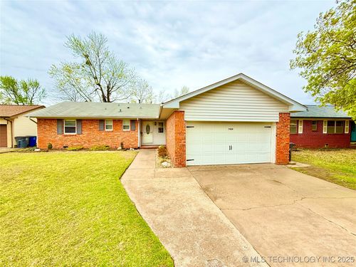 7424 30th Pl, Tulsa, OK, 74129-6442 | Card Image