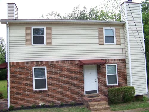 1042 Regents Park Cir, Antioch, TN, 37013-1753 | Card Image