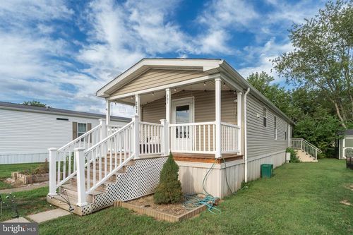 231 Johnson Dr, FAIRLESS HILLS, PA, 19030-2010 | Card Image