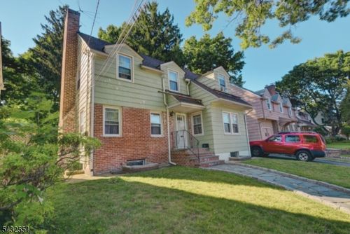 35 Birch St, West Orange, NJ, 07052-4533 | Card Image