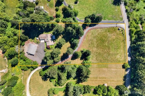46728 286th Ave Se, Enumclaw, WA, 98022-7337 | Card Image