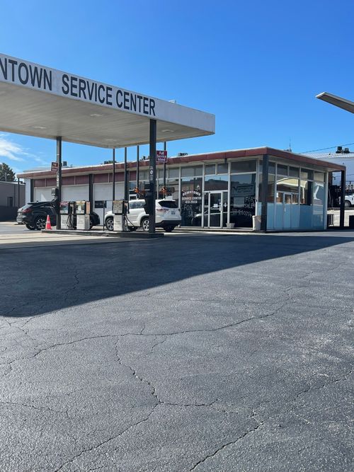 203 Sparta St, Mc Minnville, TN, 37110-2646 | Card Image