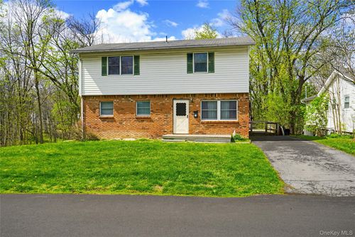16 Judd Pl, Goshen, NY, 10924-1708 | Card Image