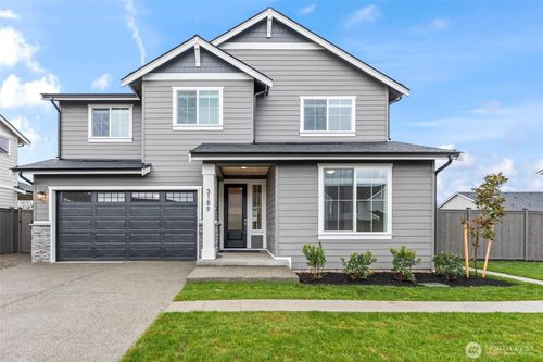 3189 Roosevelt Ave E, Enumclaw, WA, 98022 | Card Image