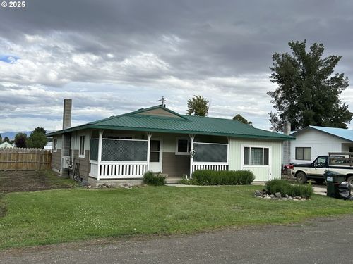 120 Valley St, Halfway, OR, 97834-2512 | Card Image