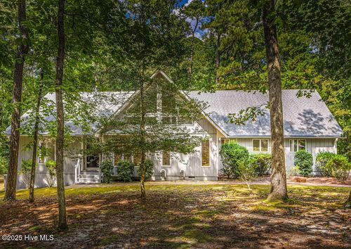 140 Mitchell Rd, Southern Pines, NC, 28387-6821 | Card Image