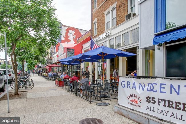 APT-1 - 1738 T St Nw, Condo with 2 bedrooms, 1 bathrooms and null parking in WASHINGTON DC | Image 37