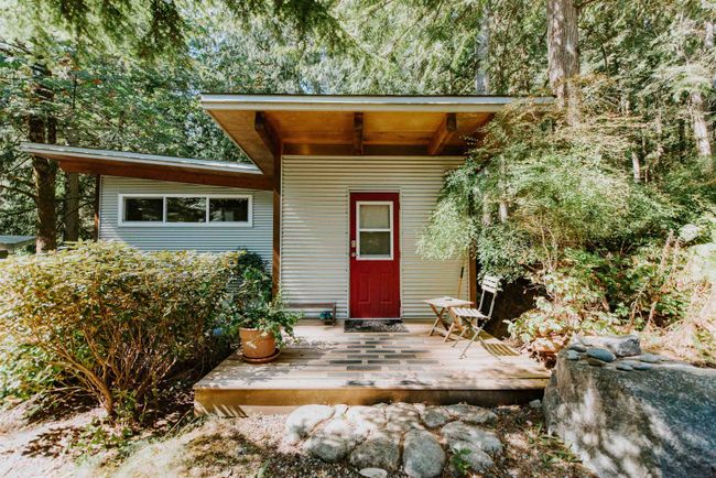 981 Conrad Road, House other with 2 bedrooms, 3 bathrooms and 5 parking in Roberts Creek BC | Image 15