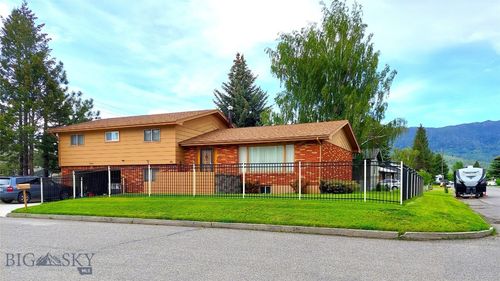 2040 Adams Ave, Butte, MT, 59701-6132 | Card Image