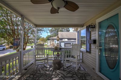 Front porch | Image 3