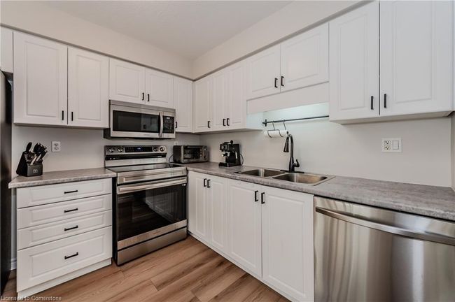 C11 - 7 Upper Mercer St, Townhouse with 3 bedrooms, 2 bathrooms and 2 parking in Kitchener ON | Image 12