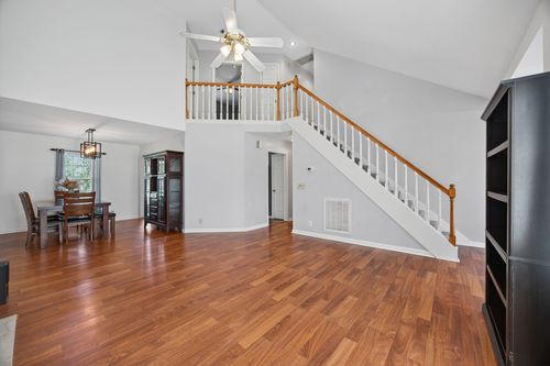 137 Rockland Pl, Pegram, TN, 37143-2365 | Card Image